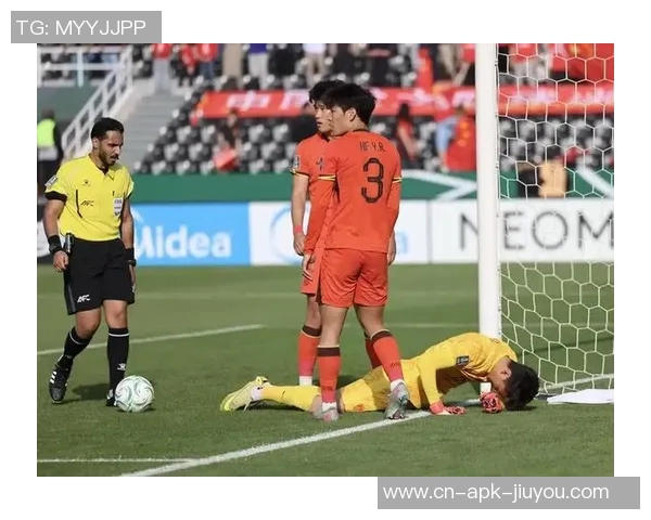 国足迎战卡塔尔全力以赴解说分析精彩瞬间回顾与战术解读